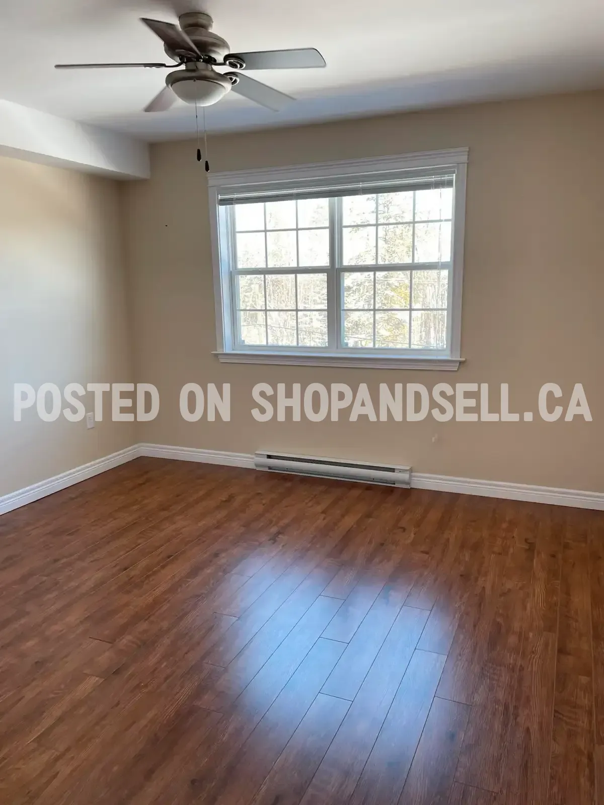 Bedroom available for rent in 2 Bedroom apartment