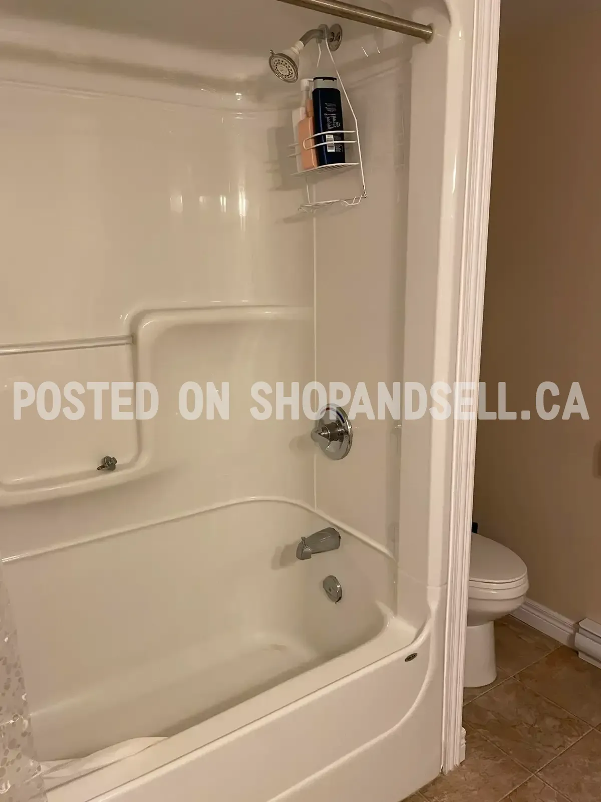 Bedroom available for rent in 2 Bedroom apartment