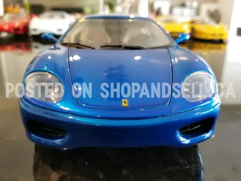 Diecast Hot Wheels Whips Ferrari 360 Modena Chrome Blue