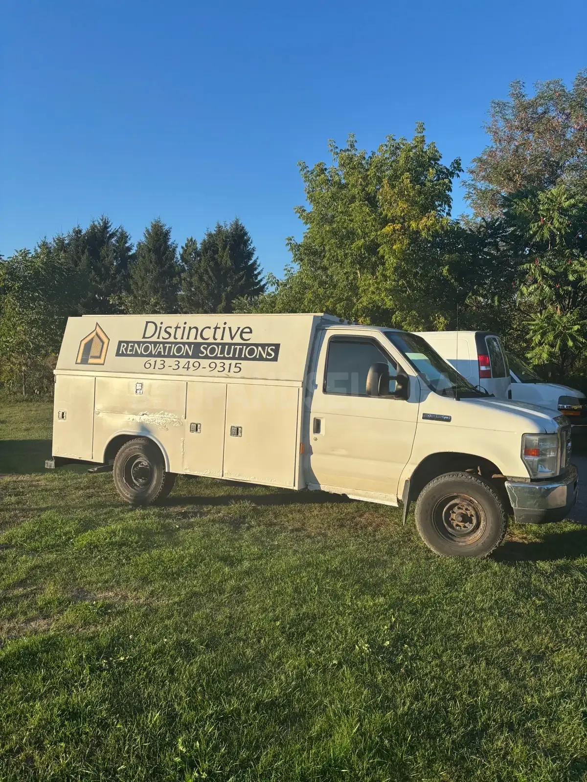 2008 Ford E350 contractor truck