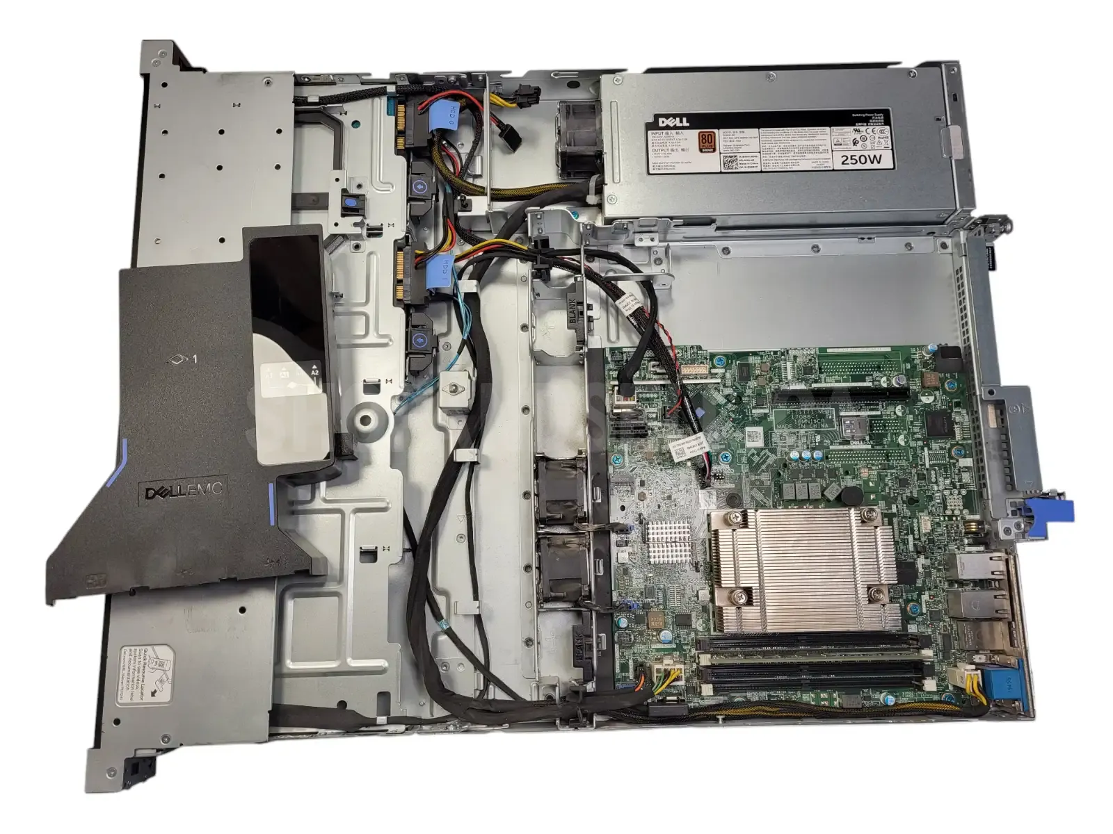 DELL PowerEdge R240, Xeon E-2224 3.40GHz, 16GB DDR4, S140 RAID 3