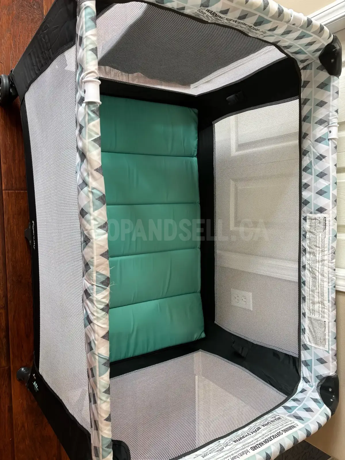 Machine washable playpen