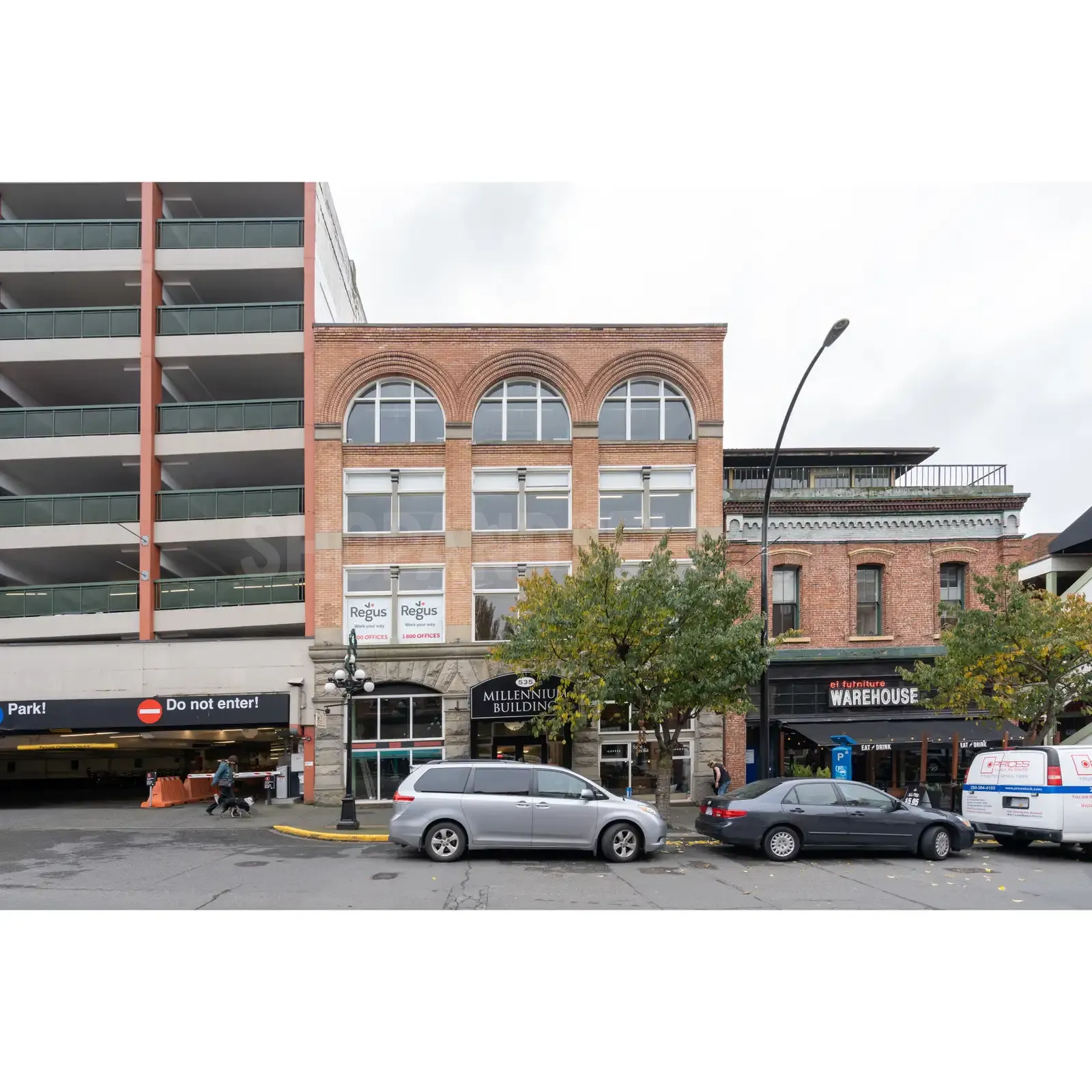 Coworking Space for Rent in YATES | Affordable, Flexible, &amp; Fully Equipped