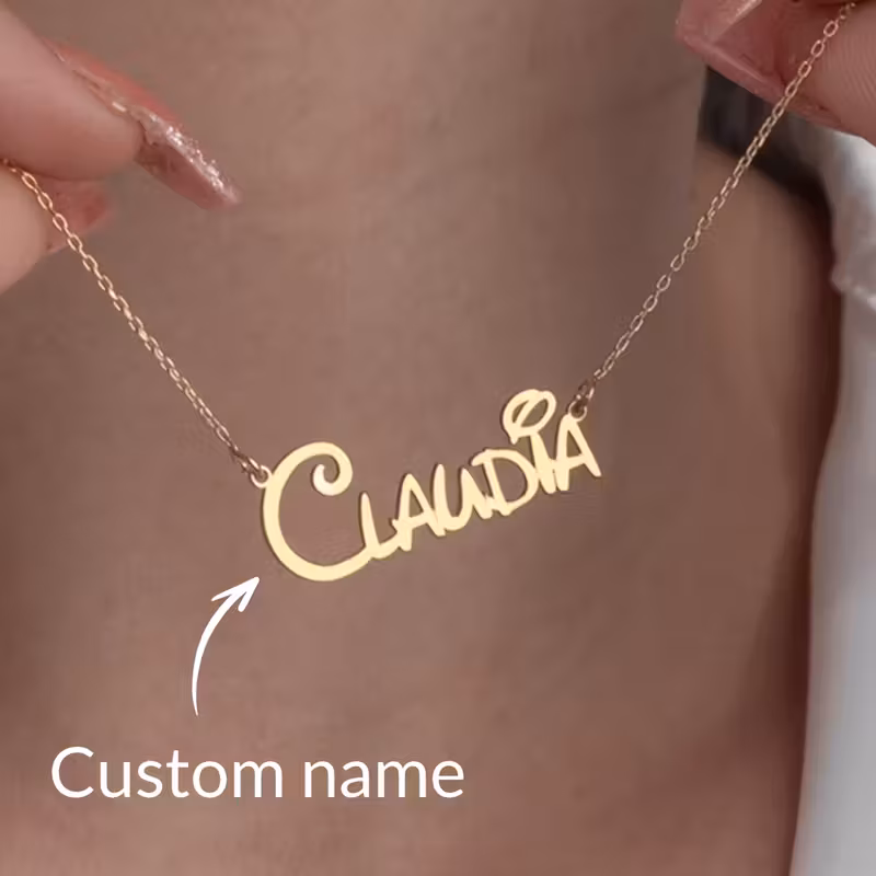 Personalized name necklace 