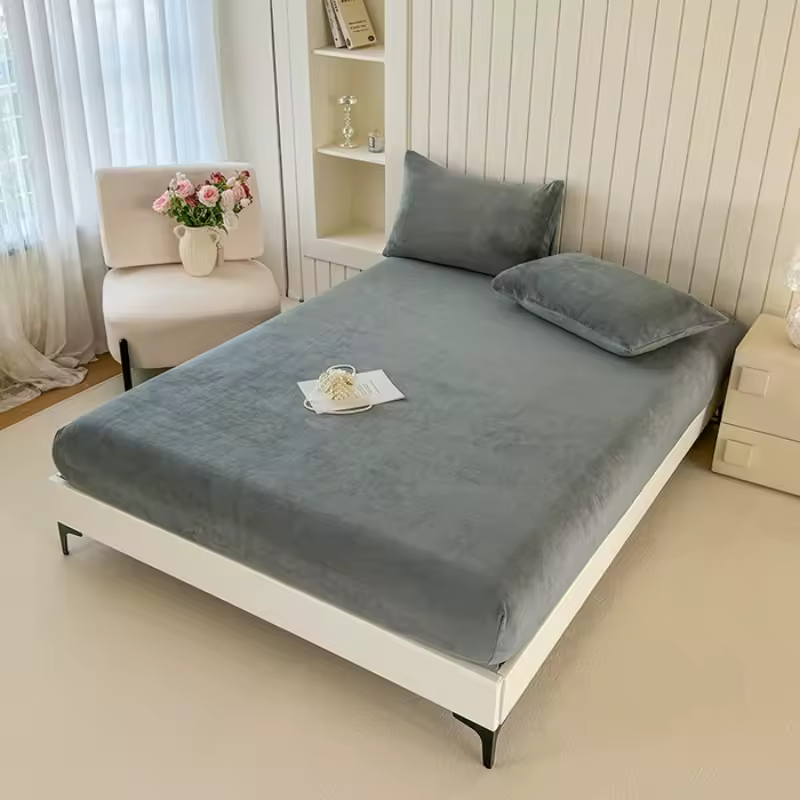 Solid Colour Winter Plush Warm Mattress Cover